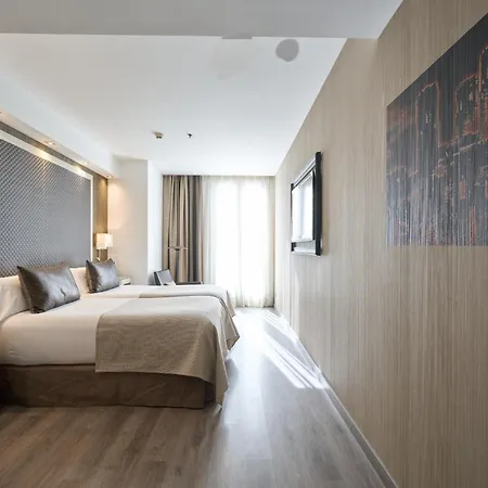 Catalonia Square 4* Sup מלון 4*