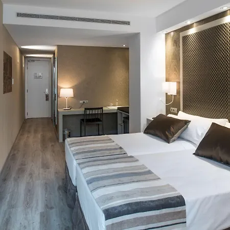 Hotel Catalonia Square 4* Sup 4*
