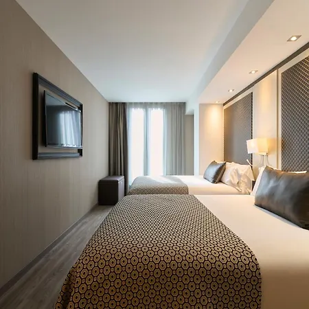 كاتالونيا سكوير 4* سوب 4*