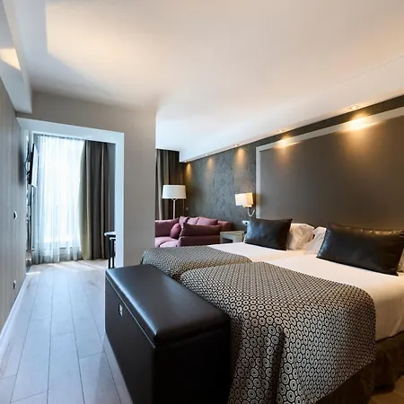 كاتالونيا سكوير 4* سوب 4*