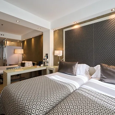 كاتالونيا سكوير 4* سوب فندق 4*