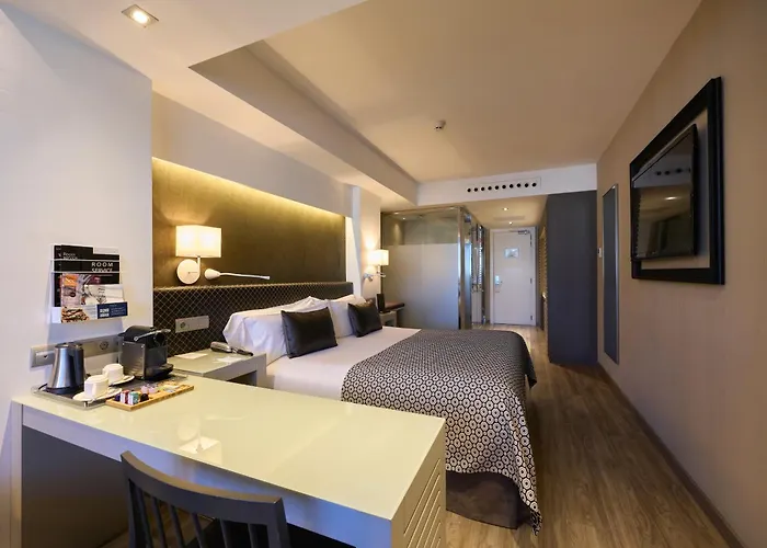 Catalonia Square 4* Sup Hotel