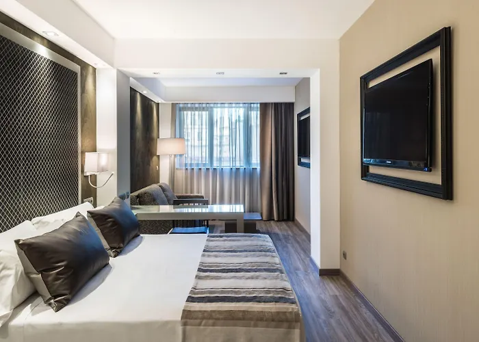 Catalonia Square 4* Sup 4*