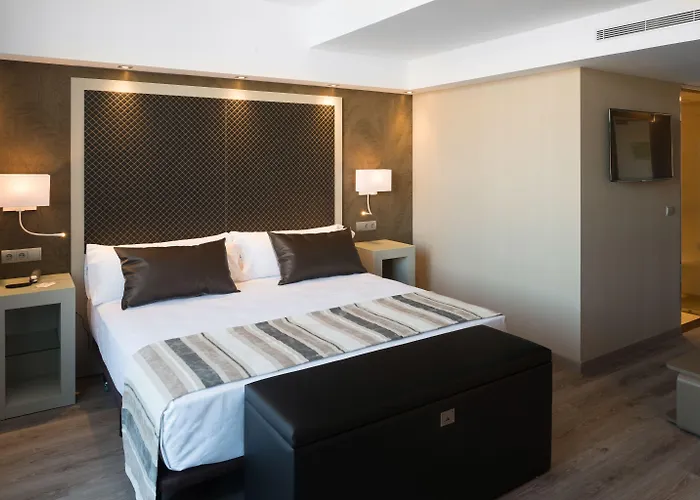 Catalonia Square 4* Sup Hotel 4*