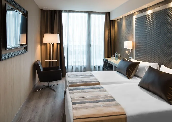 Catalonia Square 4* Sup