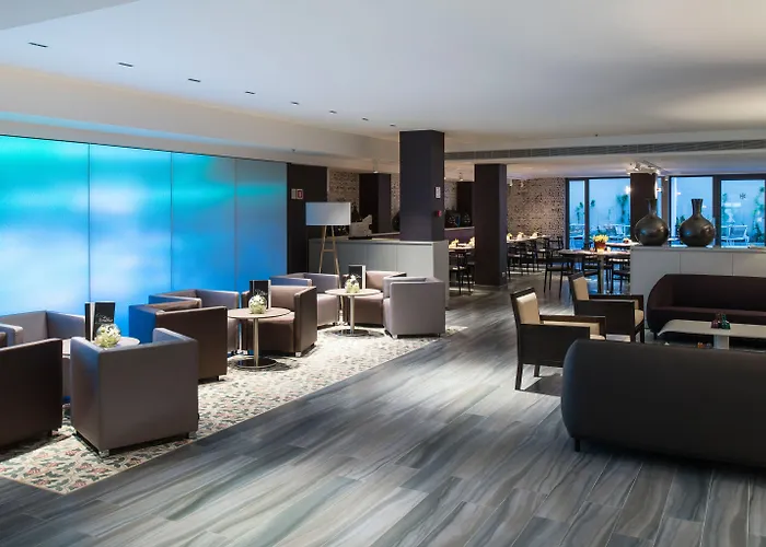 Hotel Catalonia Square 4* Sup 4*