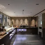 Catalonia Square 4* Sup Hotel